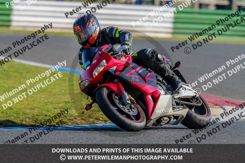PJM Wedding Photography;enduro digital images;event digital images;eventdigitalimages;mallory park;mallory park photographs;mallory park trackday;mallory park trackday photographs;no limits trackdays;peter wileman photography;racing digital images;trackday digital images;trackday photos